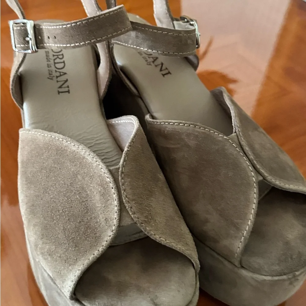Jenna Platform Wedge Sandal Cordani Side 8.5 (39) Crosta Fango beige